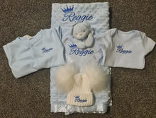 Load image into Gallery viewer, Personalised baby gift bundle
